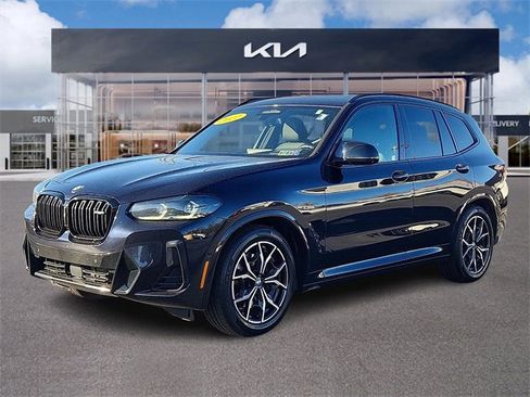 Used 2022 BMW X3 M40i image 3