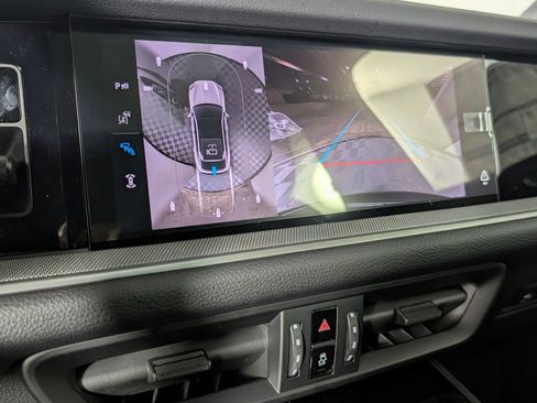 New 2026 Porsche Cayenne Coupe image 31