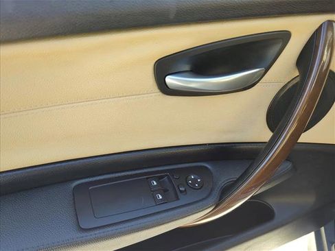 Used 2011 BMW 128i Coupe RWD image 11