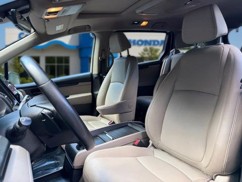 Used 2018 Honda Odyssey EX-L image 13