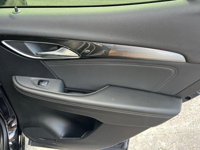 Used 2024 Buick Envision Preferred AWD/4WD image 18