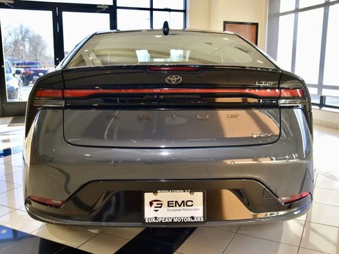 Used 2023 Toyota Prius Limited w/ Limited Premium Package image 5