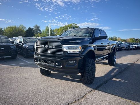 Used 2019 RAM 2500 Laramie image 15