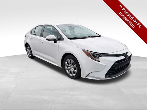 Used 2024 Toyota Corolla LE FWD image 9