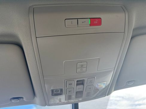 Used 2021 Volkswagen Atlas SE w/ Panoramic Sunroof Package image 77