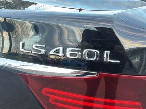 Used 2014 Lexus LS 460 L w/ Ultra Luxury Package image 16
