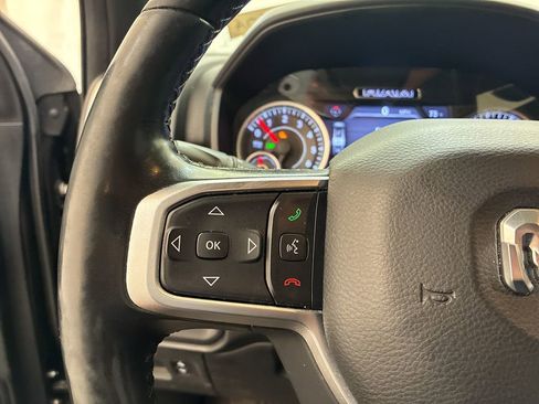 Used 2019 RAM 1500 Big Horn AWD/4WD image 18