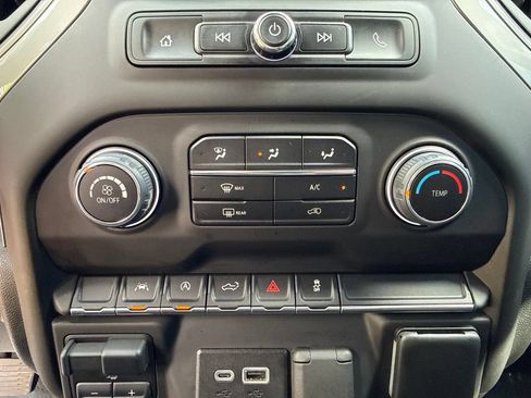 Used 2024 Chevrolet Silverado 1500 Custom w/ Turbomax Blackout Package AWD/4WD image 18