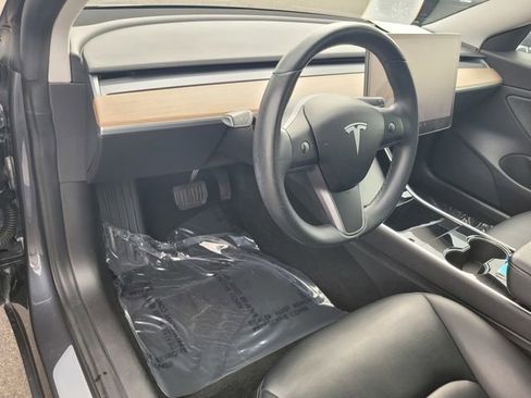 Used 2019 Tesla Model 3 Mid Range image 12