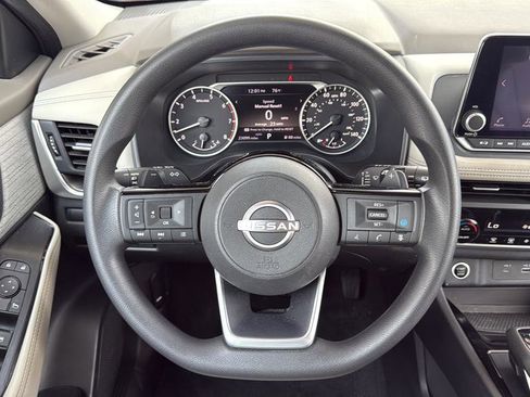Certified 2023 Nissan Rogue SV AWD/4WD image 8