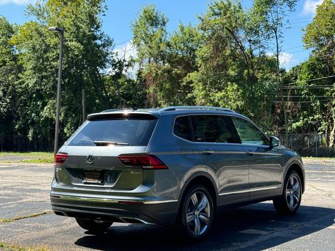 Used 2020 Volkswagen Tiguan SEL image 6
