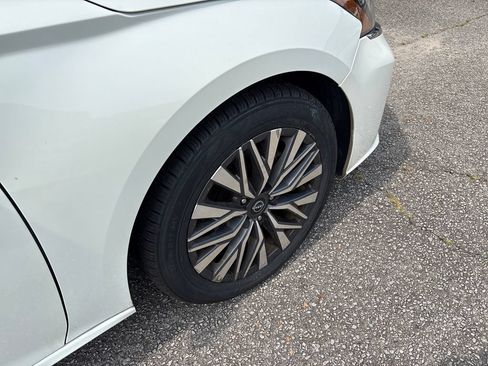 Used 2023 Nissan Altima 2.5 SV FWD image 27