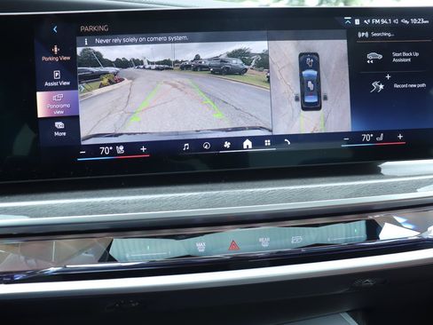 Used 2023 BMW 740i RWD image 28