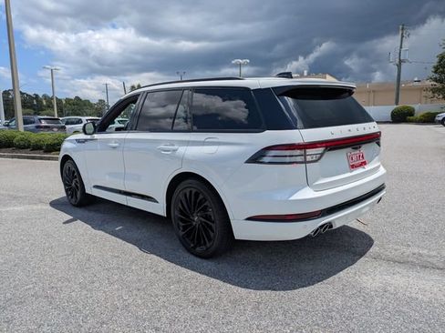Used 2026 Lincoln Aviator Reserve w/ Luxury Package RWD image 6