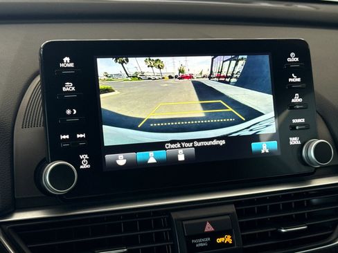 Used 2020 Honda Accord EX image 18