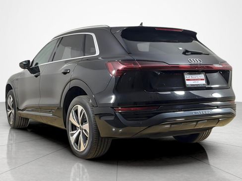 Used 2024 Audi Q8 e-tron Premium Plus w/ Premium Plus Package AWD/4WD image 27