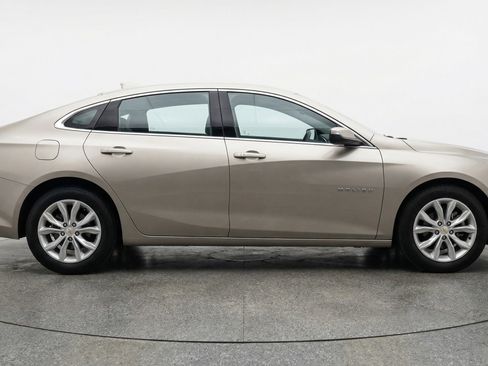 Used 2024 Chevrolet Malibu LT FWD image 11