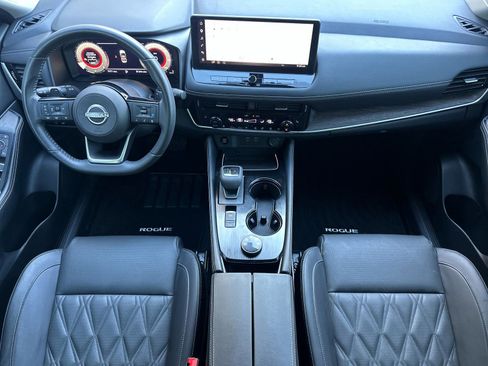 Used 2024 Nissan Rogue Platinum w/ Platinum Premium Package AWD/4WD image 14