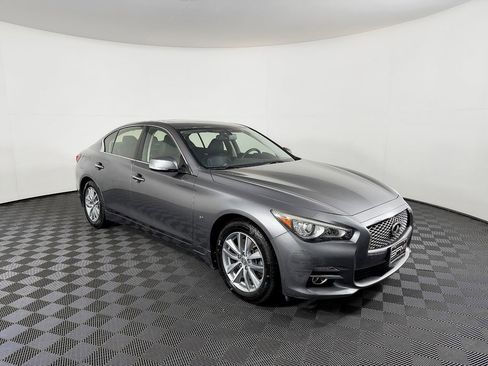 Used 2015 INFINITI Q50 Premium image 5