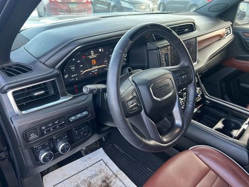 Used 2024 GMC Yukon Denali Ultimate image 12