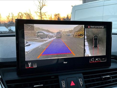 Certified 2025 Audi Q5 2.0T Premium Plus w/ Premium Plus Package image 14