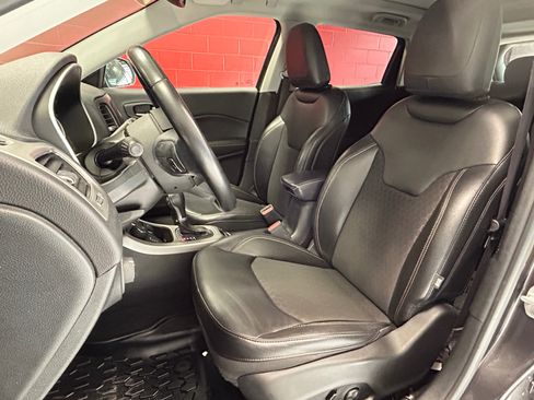 Used 2020 Jeep Compass Latitude AWD/4WD image 55