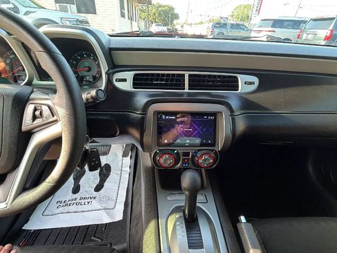 Used 2015 Chevrolet Camaro LS RWD image 14