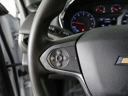 Used 2020 Chevrolet Traverse LS FWD image 39