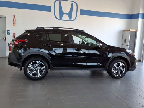 Certified 2026 Subaru Crosstrek 2.5i Premium AWD/4WD image 2