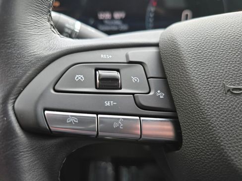 Used 2024 Cadillac XT4 Premium Luxury image 27