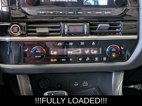 Used 2023 Nissan Pathfinder SL AWD/4WD image 34