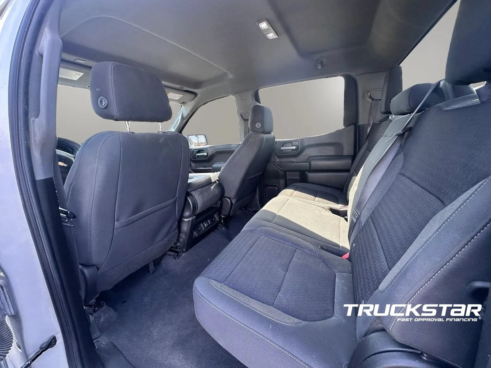 Used 2021 Chevrolet Silverado 1500 LT RWD image 22