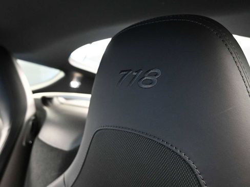 Certified 2022 Porsche 718 Cayman image 16