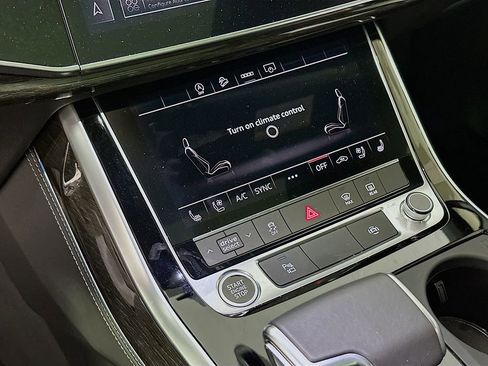 Used 2025 Audi Q7 3.0T Premium Plus AWD/4WD image 14