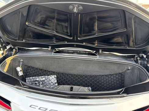 Used 2024 Chevrolet Corvette Stingray Premium Conv w/ Z51 Performance Package image 21