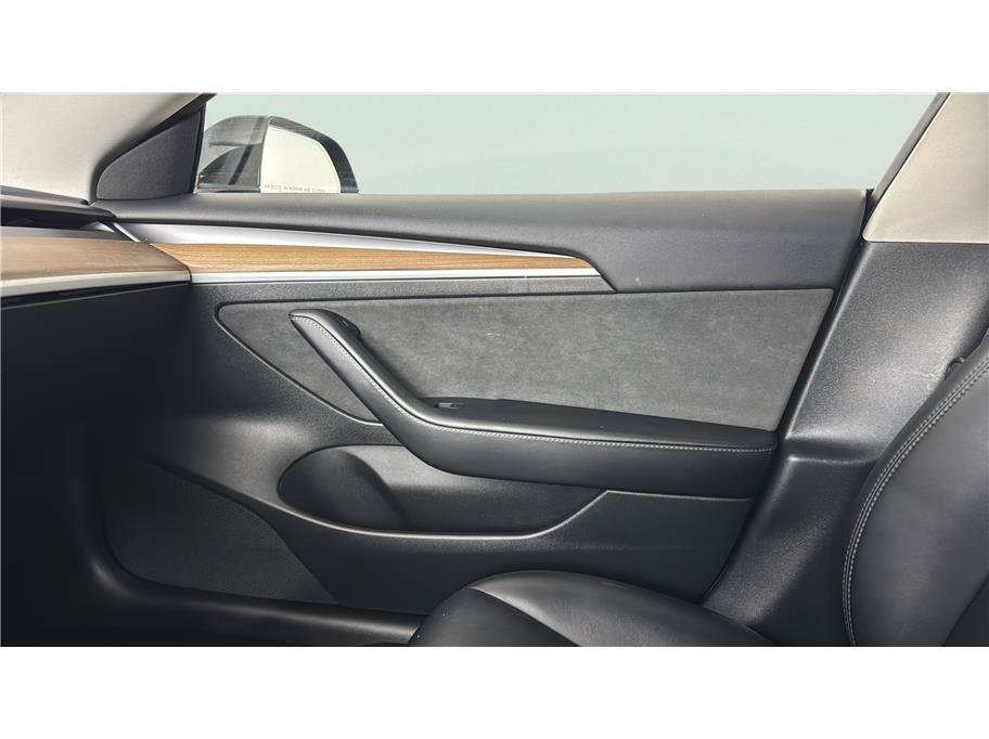 Used 2023 Tesla Model 3 Standard Range RWD image 30