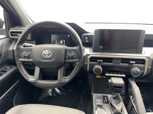 Used 2026 Toyota Tacoma SR5 AWD/4WD image 54