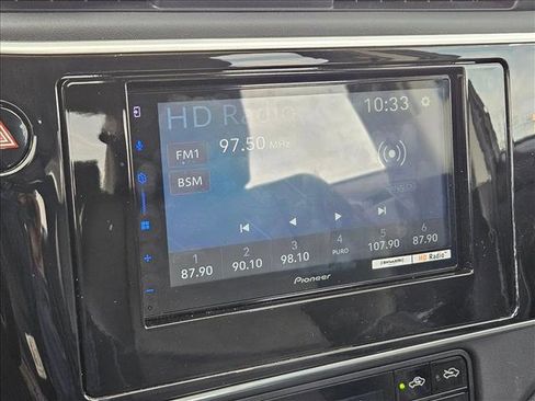 Used 2019 Toyota Corolla SE FWD image 12