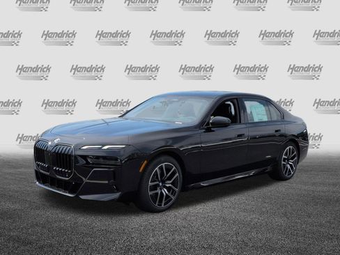 New 2026 BMW 740i w/ Premium Package image 5