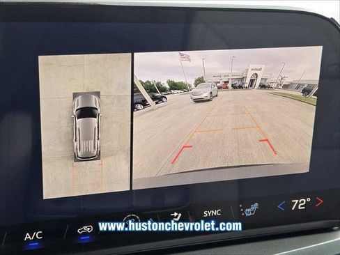 New 2026 Chevrolet Traverse LT w/ Midnight/Sport Edition FWD image 22
