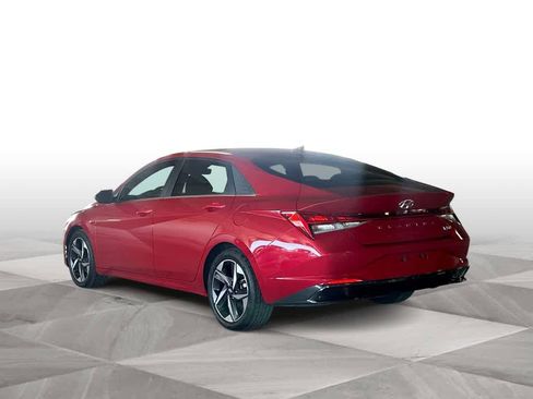 Used 2023 Hyundai Elantra Limited FWD image 6