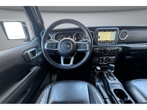 Used 2023 Jeep Wrangler Unlimited Sahara w/ Cold Weather Group AWD/4WD image 8