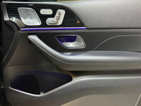 Used 2024 Mercedes-Benz GLS 450 4MATIC image 58