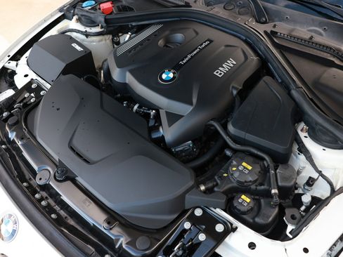 Used 2018 BMW 330i Sedan w/ M Sport Package image 54