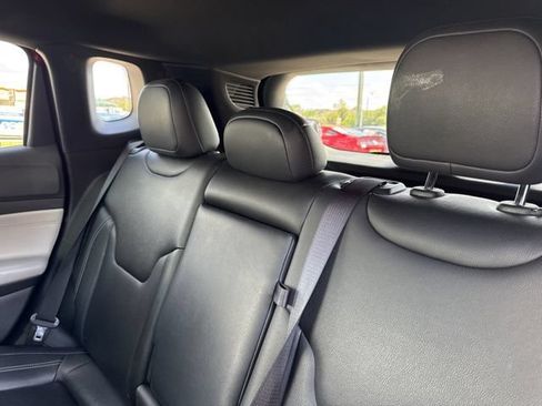 Used 2025 Jeep Compass Limited AWD/4WD image 22