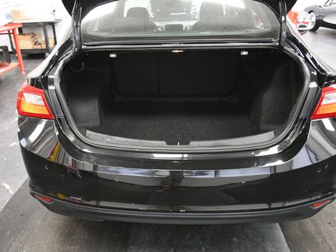 Used 2024 Chevrolet Malibu LT image 22