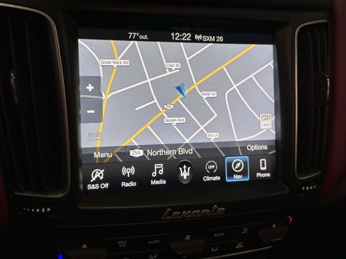 Used 2020 Maserati Levante GranSport AWD/4WD image 32