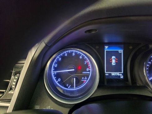 Used 2020 Toyota Camry LE FWD image 20