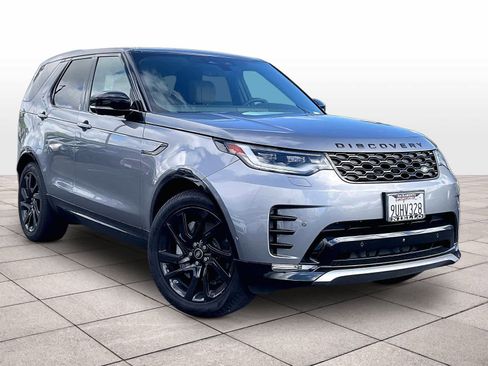 Used 2025 Land Rover Discovery Dynamic SE AWD/4WD image 2