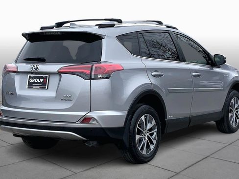 Used 2018 Toyota RAV4 XLE image 13